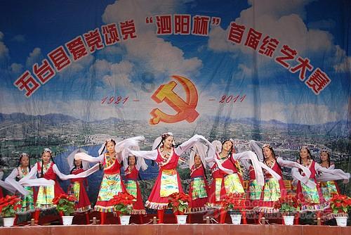 力量不足，该如何玩转引体向上呢？游戏画面
